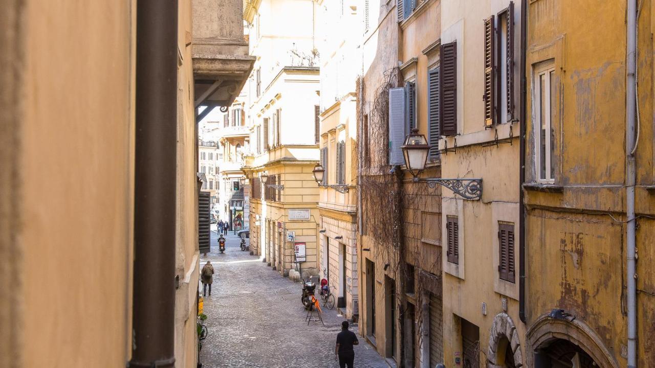 Rental In Rome Falegnami Exterior photo